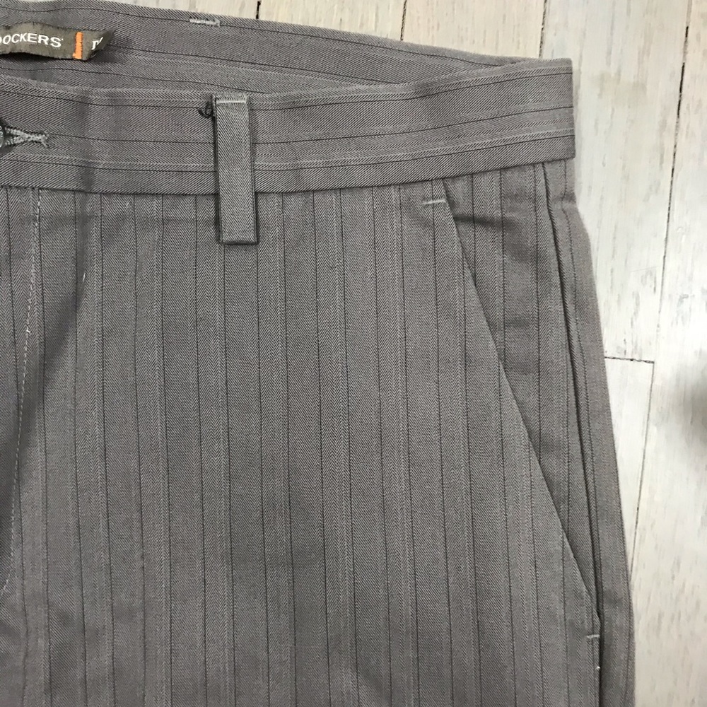 Dockers D3 Classic Fit Grey Striped Dress Pants 34 - Picture 4 of 8